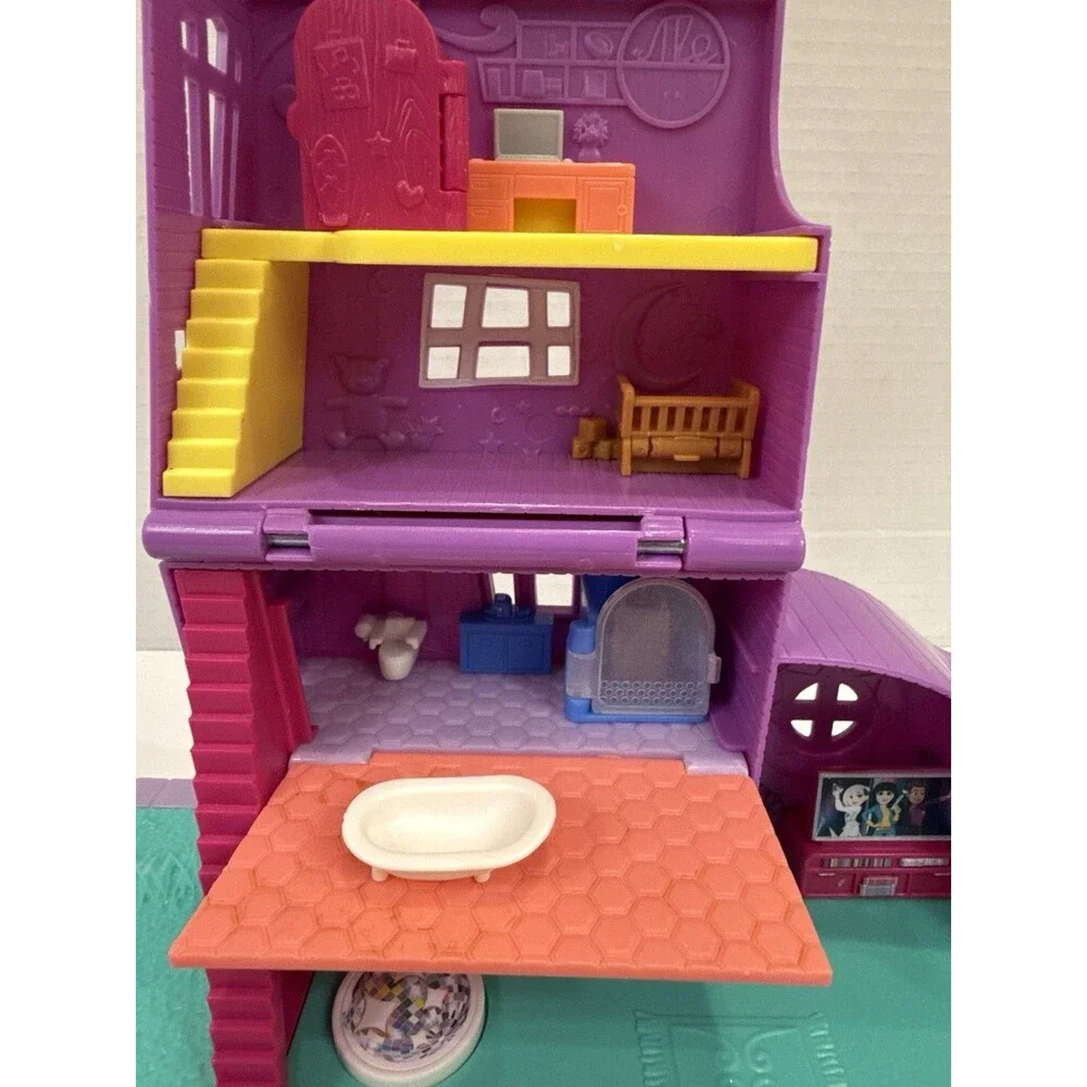 2018 Polly Pocket Pollyville House Playset Mattel Lot w/ Furniture Accessories